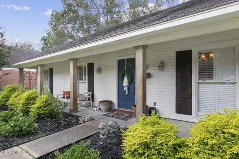 Exterior - 452 Mockingbird Ln, Madison, MS 39110 photo 3 of 6