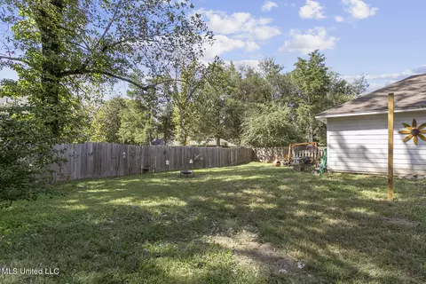 Exterior - 452 Mockingbird Ln, Madison, MS 39110 photo 5 of 6