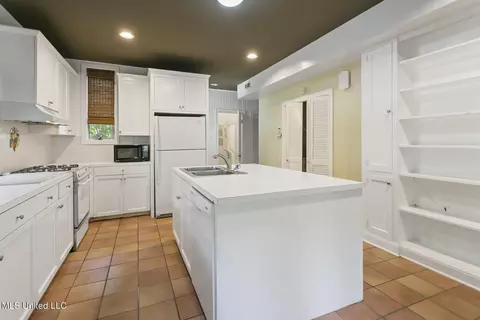 1421 Lyncrest Ave, Jackson, MS 39202 photo 5