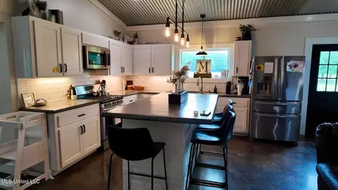 Kitchen - 224 Coats Rd, Magee, MS 39111 photo 1 of 1