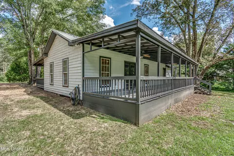 4617 Siwell Rd, Byram, MS 39272 photo 9