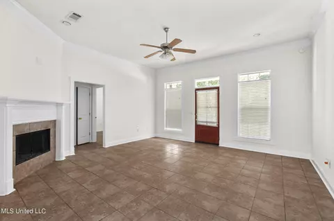 631 Briars Bnd, Brandon, MS 39042 photo 3