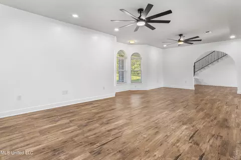 10186 Wire Rd, Vancleave, MS 39565 photo 9