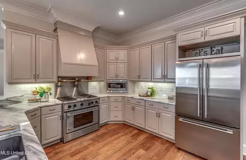 Kitchen - 92 Grandview Cir, Brandon, MS 39047 photo 1 of 7