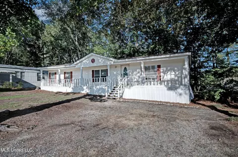 318 Lake Harbor Rd, Brandon, MS 39047 photo 2