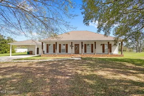 15294 Shriners Blvd, Biloxi, MS 39532