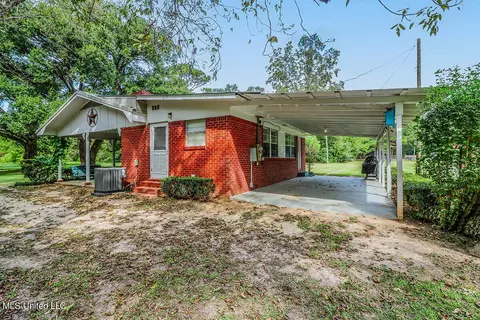 Exterior - 179 Ida Miller Rd, Lucedale, MS 39452 photo 4 of 10