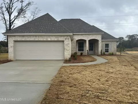 419 Butternut Dr, Canton, MS 39046