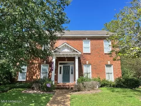 1034 Northpointe Dr, Jackson, MS 39211