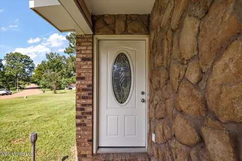 Other - 5384 Brookhollow Dr, Jackson, MS 39212 photo 1 of 4