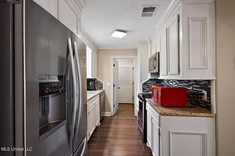 Other - 5384 Brookhollow Dr, Jackson, MS 39212 photo 3 of 4