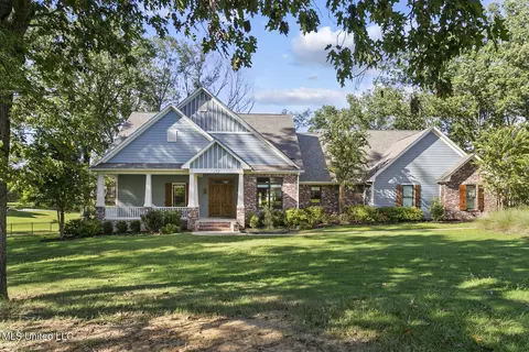 152 Lake Ridge Dr, Madison, MS 39110 photo 2
