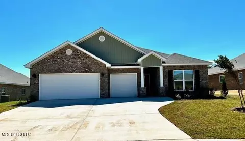 4962 Fern Dr, D'iberville, MS 39540