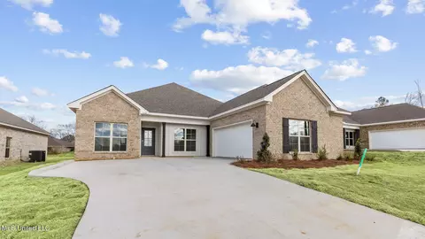 320 Carr Farms Rd, Ridgeland, MS 39157