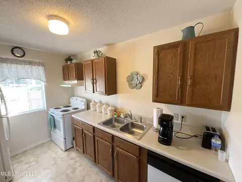 Kitchen - 845 Fulmer Rd, Como, MS 38619 photo 1 of 1