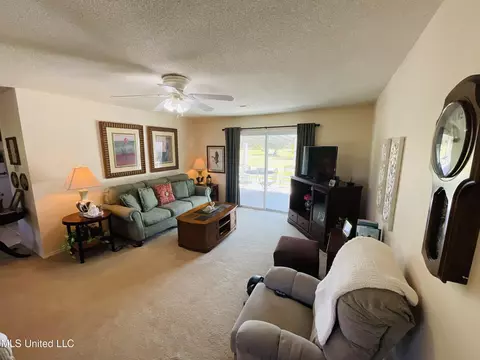 Living - 845 Fulmer Rd, Como, MS 38619 photo 1 of 1