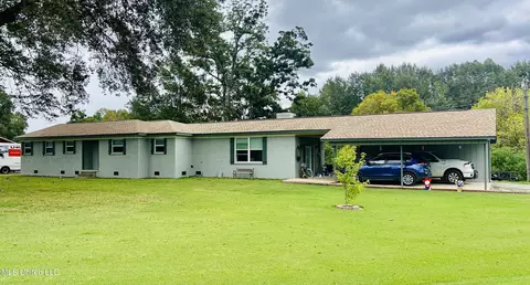 507 Orchard Dr, Greenwood, MS 38930
