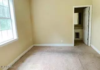 1102 N Jackson St, Brookhaven, MS 39601 photo 4