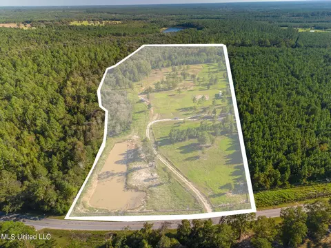 408 W Wire Rd, Perkinston, MS 39573