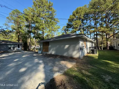 239-241 Lawrence Rd, Jackson, MS 39206 photo 14