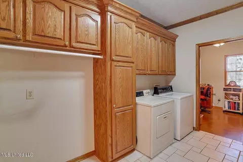 Other - 117 Hall Dr, Brandon, MS 39042 photo 4 of 9