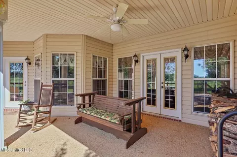 Exterior - 117 Hall Dr, Brandon, MS 39042 photo 13 of 14