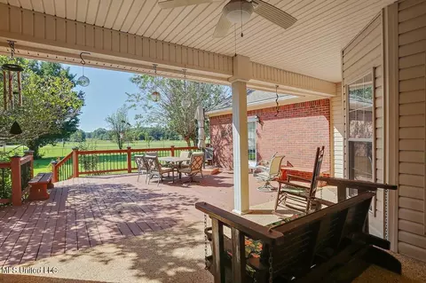 Exterior - 117 Hall Dr, Brandon, MS 39042 photo 14 of 14