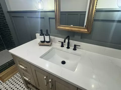 Bath - 3702 Union Rd, Sardis, MS 38666 photo 2 of 15