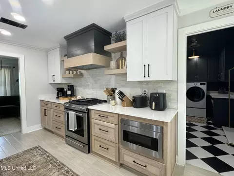Kitchen - 3702 Union Rd, Sardis, MS 38666 photo 6 of 15
