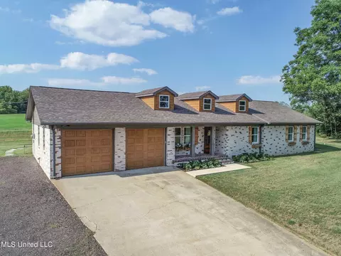 Exterior - 3702 Union Rd, Sardis, MS 38666 photo 5 of 32