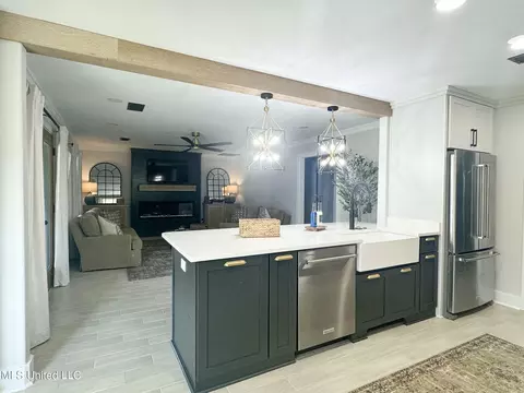 Kitchen - 3702 Union Rd, Sardis, MS 38666 photo 13 of 15