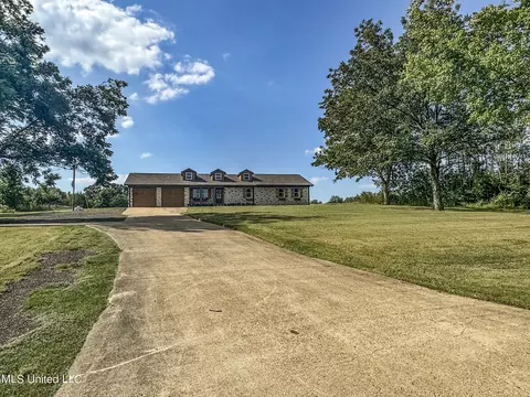 Exterior - 3702 Union Rd, Sardis, MS 38666 photo 15 of 32