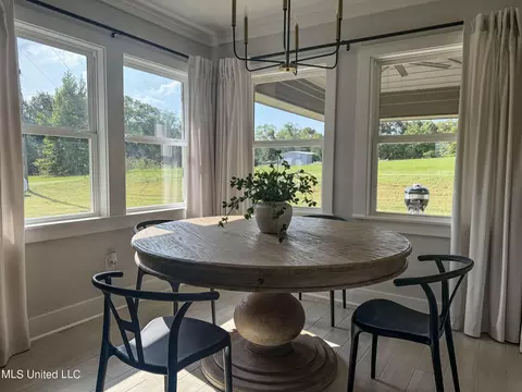 Dining - 3702 Union Rd, Sardis, MS 38666 photo 5 of 7