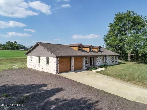 Exterior - 3702 Union Rd, Sardis, MS 38666 photo 4 of 32