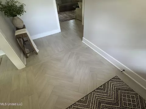 Entry Way - 3702 Union Rd, Sardis, MS 38666 photo 2 of 13