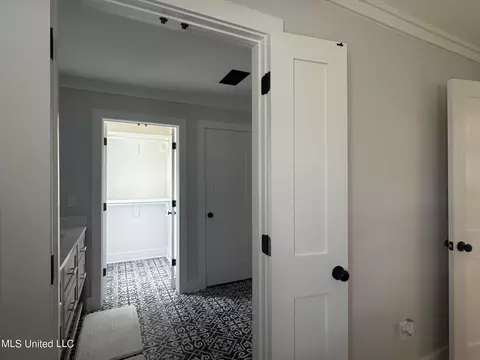 Entry Way - 3702 Union Rd, Sardis, MS 38666 photo 12 of 13