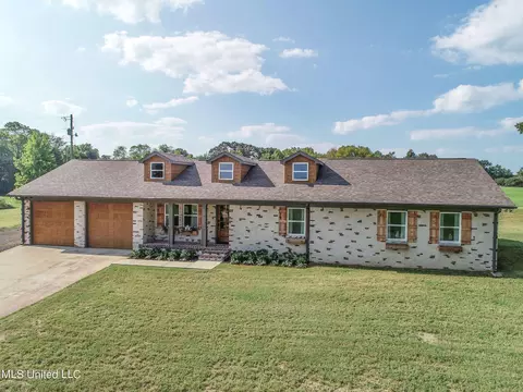 Exterior - 3702 Union Rd, Sardis, MS 38666 photo 6 of 32