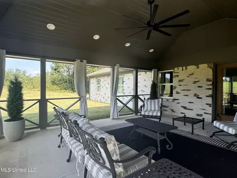 Exterior - 3702 Union Rd, Sardis, MS 38666 photo 27 of 32