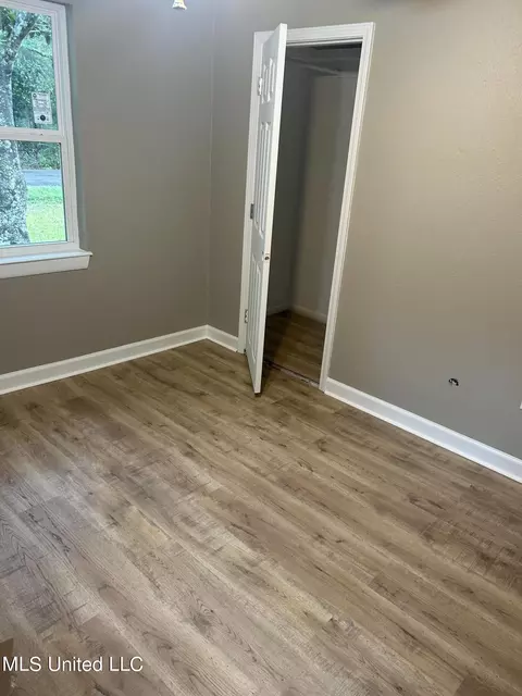 3808 Fairhaven Dr, Moss Point, MS 39562 photo 9