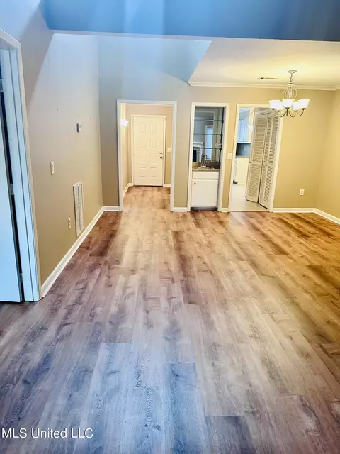 Other - 16 Park Crest Pl, Jackson, MS 39211 photo 3 of 4