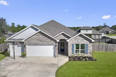 9388 Lost Tree Trl, Biloxi, MS 39532