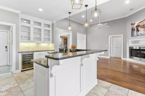 Kitchen - 309 Emerald Way, Brandon, MS 39047 photo 5 of 5