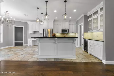 Kitchen - 309 Emerald Way, Brandon, MS 39047 photo 1 of 5