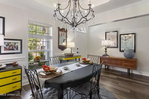 Dining - 406 Hemlock Dr, Flowood, MS 39232 photo 3 of 3