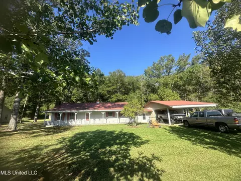 321 Harbor Ln, Brandon, MS 39047 photo 2