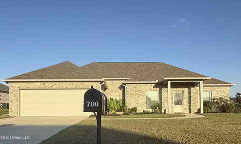 700 Cottonwood Way, Pearl, MS 39208