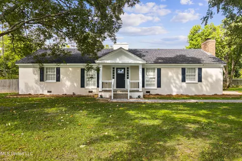 250 St Augustine Dr, Madison, MS 39110