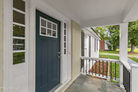 Exterior - 250 St Augustine Dr, Madison, MS 39110 photo 4 of 11
