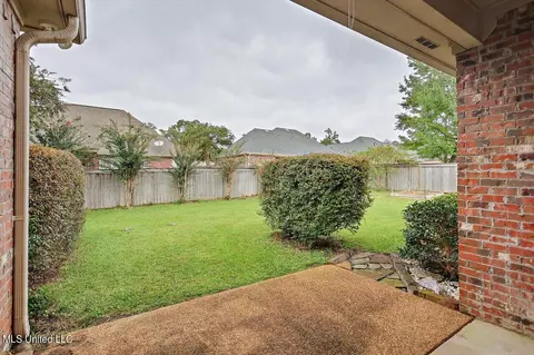 Exterior - 115 Turtle Ridge Dr, Brandon, MS 39047 photo 4 of 7