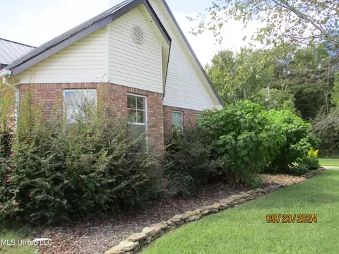 Exterior - 659 Ratliff Ferry Rd, Canton, MS 39046 photo 19 of 23